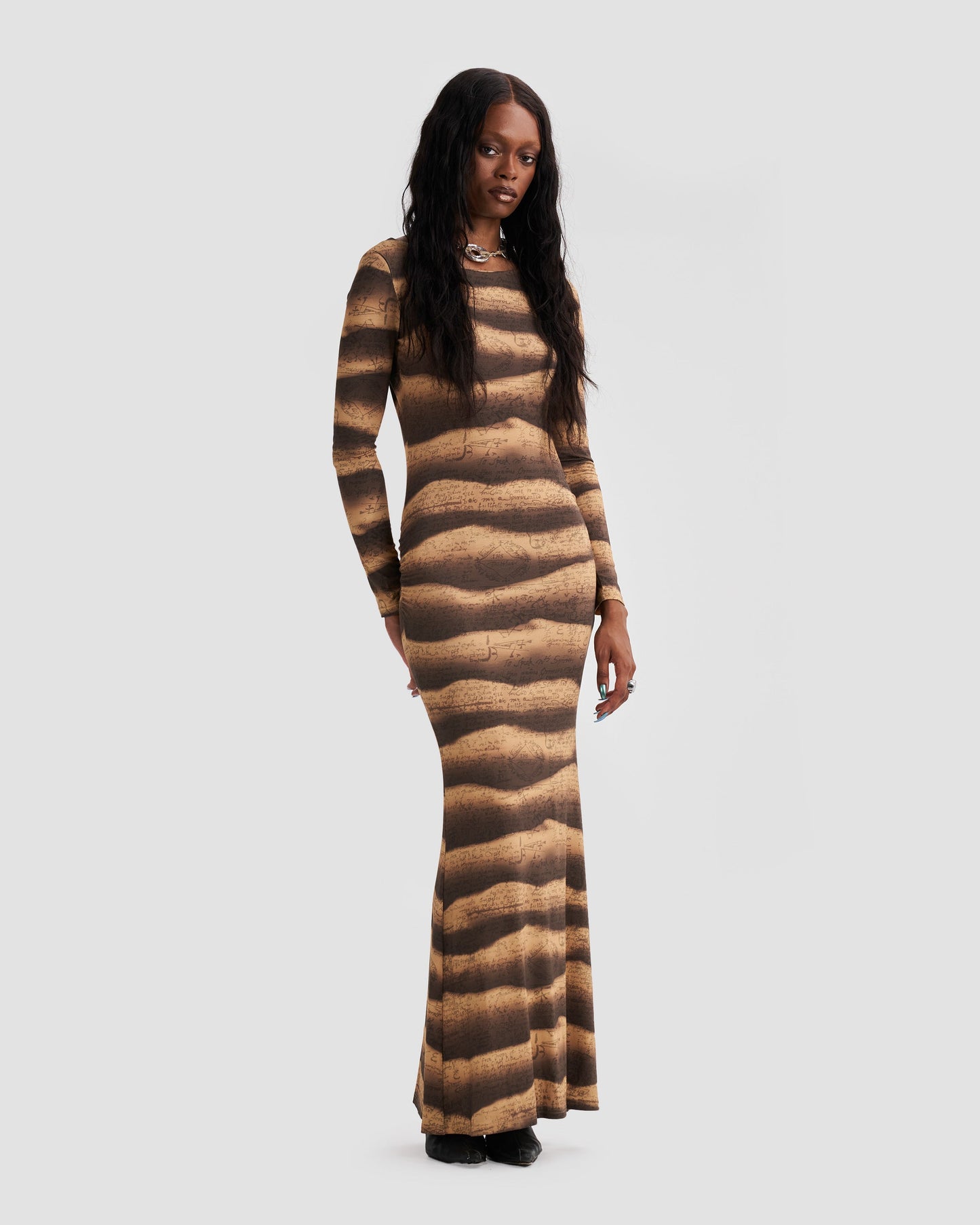 Open Back Long Sleeve Mermaid Maxi Dress with Print in Beige