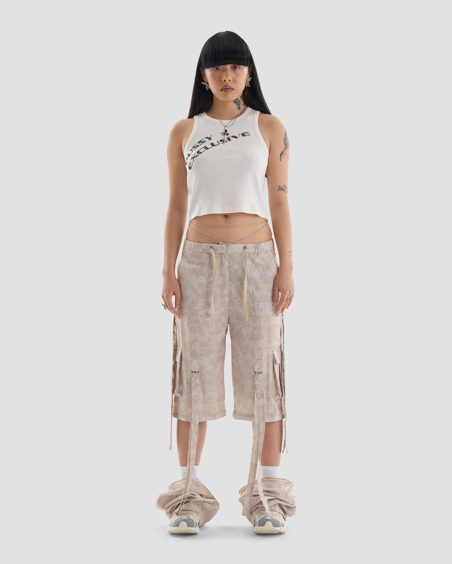 Taboo Zip-Off Cargo Trousers to Shorts with Camo Print in Beige