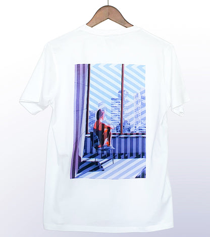 HIGH-RISE - BACK PRINT - WHITE T-SHIRT